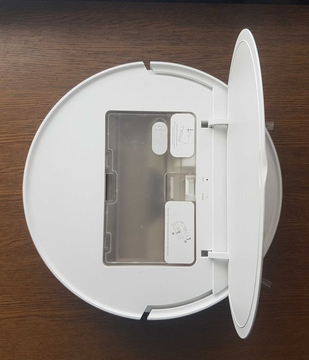 Xiaomi Mi Robot Vacuum Mop Essential model MJSTG1