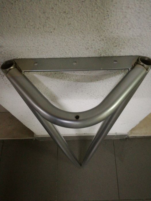 Pés metálicos mesa