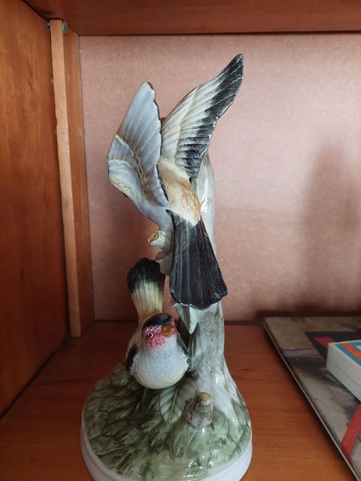 Escultura faiança pássaros