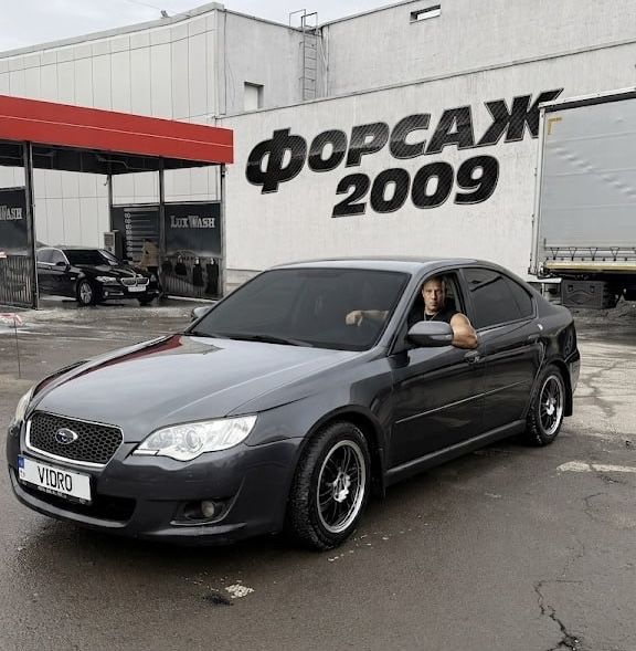 Subaru legacy 2009 2.5 газ/бензин