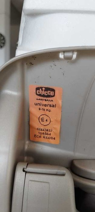Cadeira auto Chicco 9-18 Kg Usada
