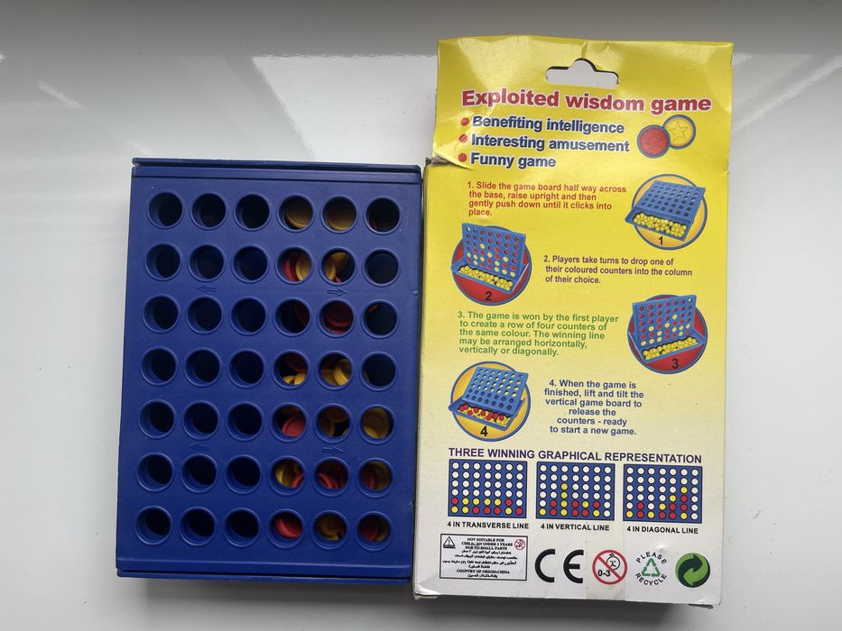 Дитяча інтелектуальна  гра для розвитку логіки і мислення «4 в ряд»