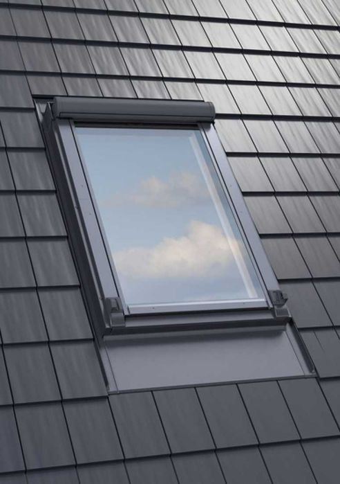 Markiza zewnętrzna FAKRO AMZ Komfort 78x98, 78x118, 78x140 prześwit 1%
