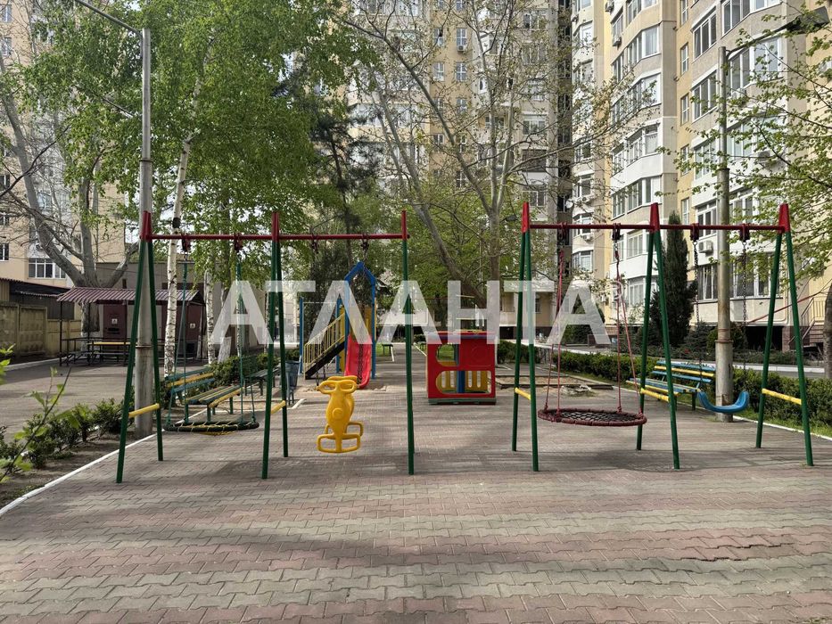 Двухкомнатная квартира возле парка Победи ! Кирпичный дом 2008г ! Индивидуальное отопление