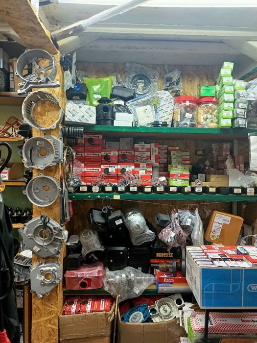 Ремонт та продаж запчастин на генератори та бензопили
