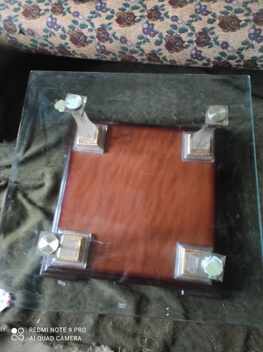 Столик журнальный