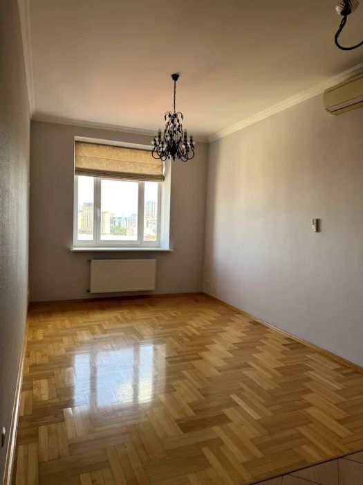 Оренда 3к квартири, вул. Ірининська, 5/24, ст.м. Майдан незалежності