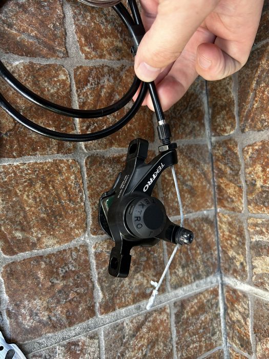 Klamkomanetki shimano zestaw , hamulce , tarcze tektro