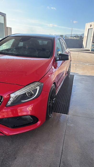 Mercedes a200 motor ABATIDO