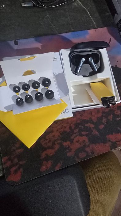 Навушники EarFun Air Pro 4