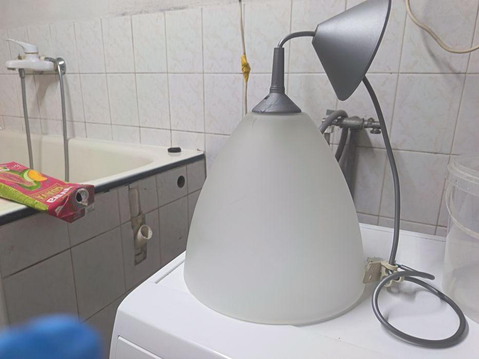 Lampa wisząca alfa