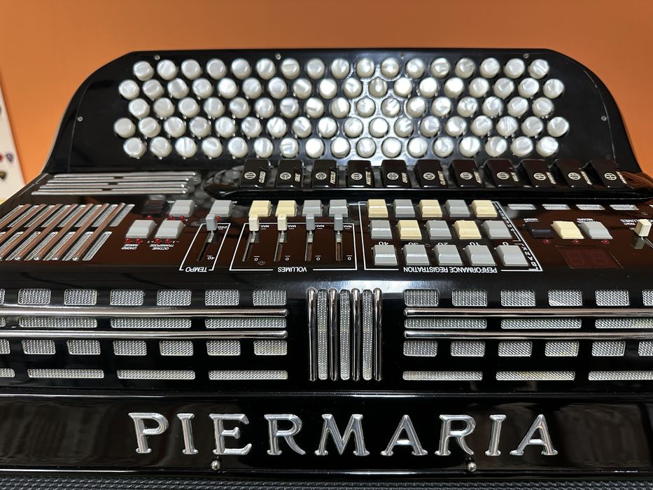 Acordeao Piermaria cromatico 120 baixos midi