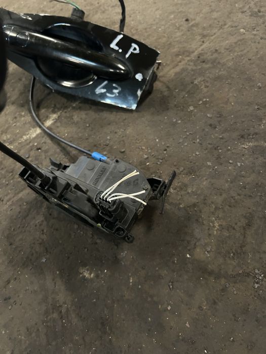 Zamek drzwi prawy lewy przod renault laguna III