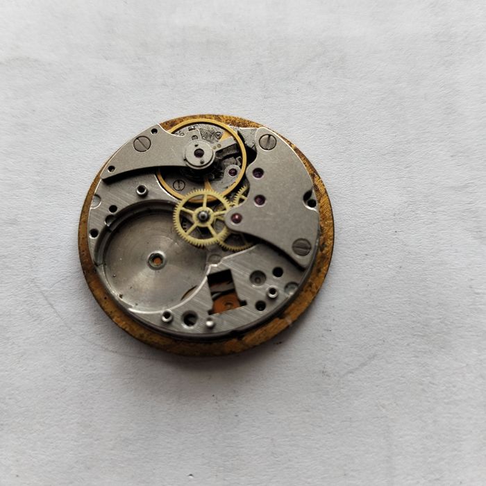 Часы механика запчасти