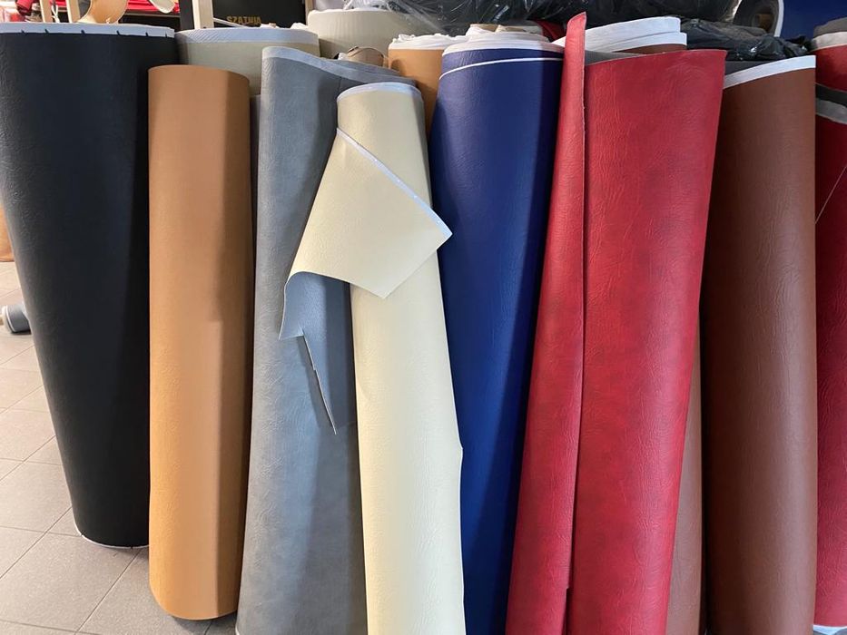 Pokrowce na siedzenia TIR z przeszyciem, ekoskóra MAMUT SCANIA+haft