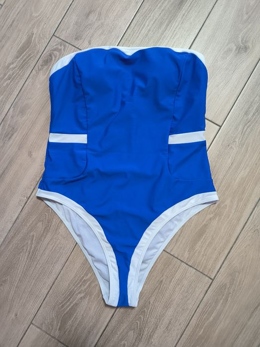 Суцільний жіночий купальник L