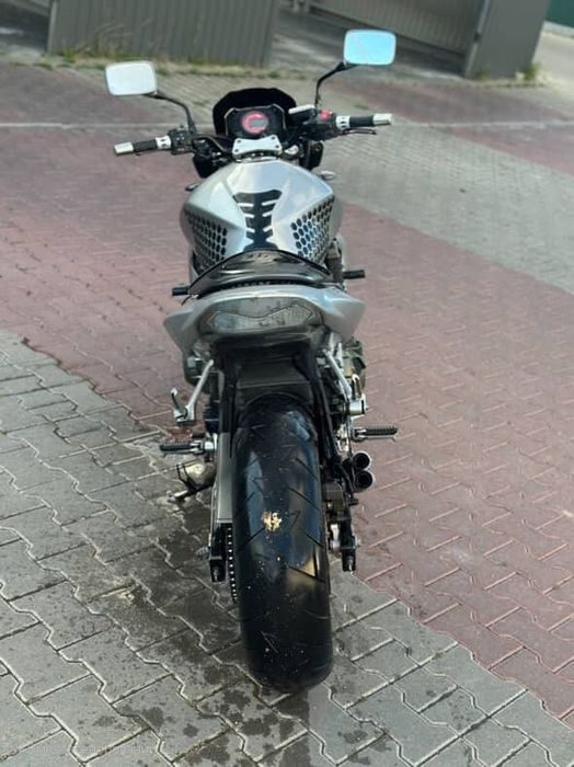 Kawasaki z750r спорт