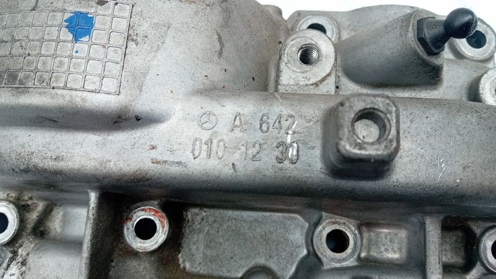 Tampa das válvulas MERCEDES-BENZ Classe E Carrinha (S212)