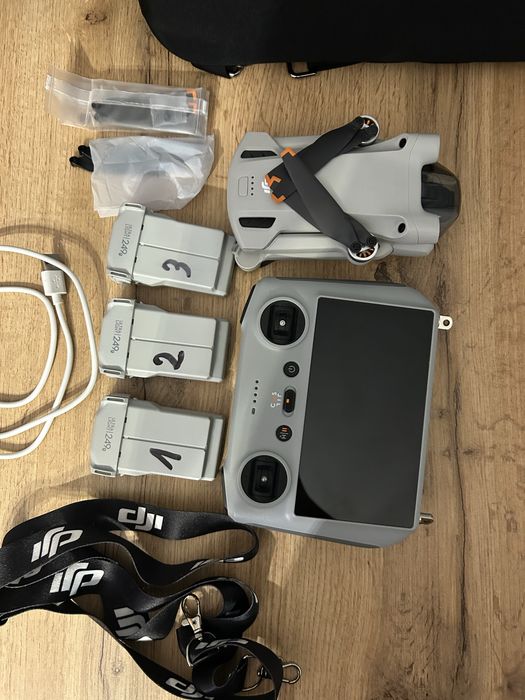 Dron Dji mini 3 pro  tryb FCC