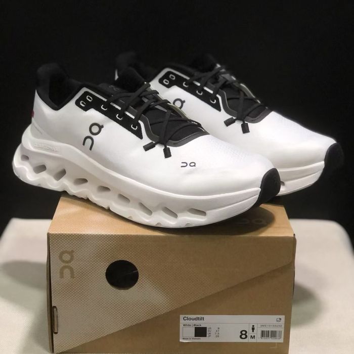 Кроссовки On