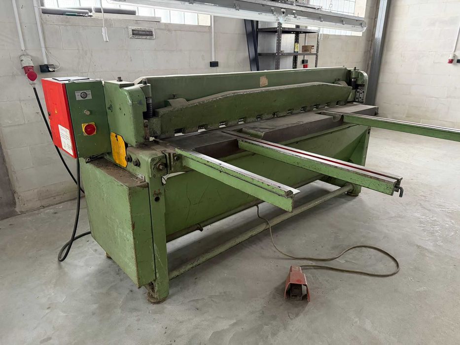 Nożyce gilotynowe gilotyna 2040x3 WENIG BLEMAS mechaniczne