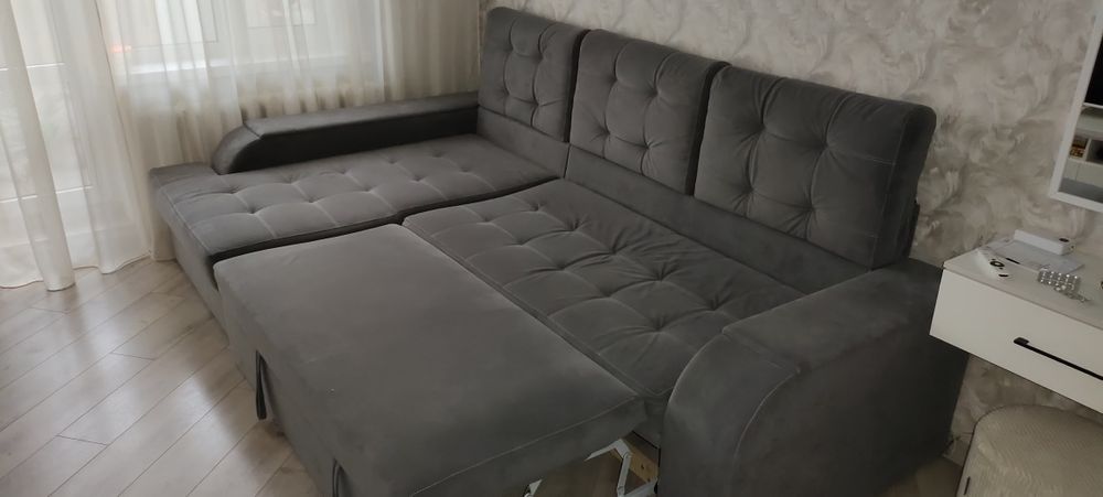 Диван кутовий ліжко