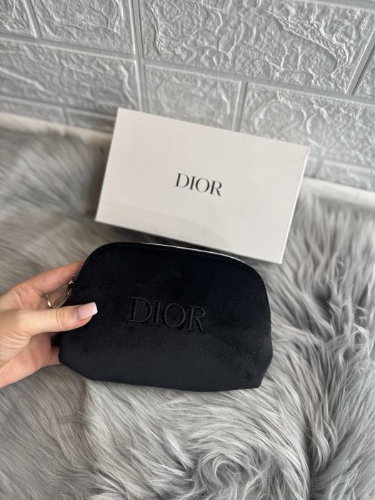 Косметичка Dior нова