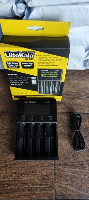 Зарядное устройство LiitoKala Lii-M4S . Lii-CH4. Lii-402 оригинал.