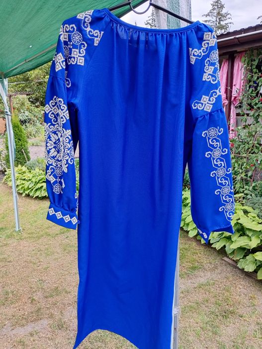 Продам вишите плаття ручної роботи