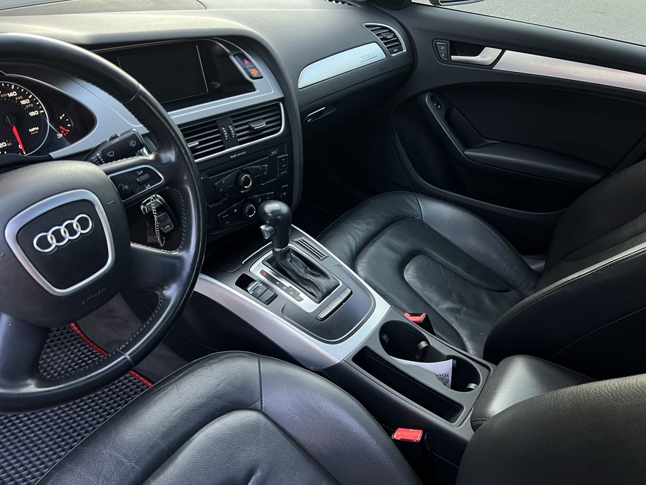 AUDI A4 B8 2011