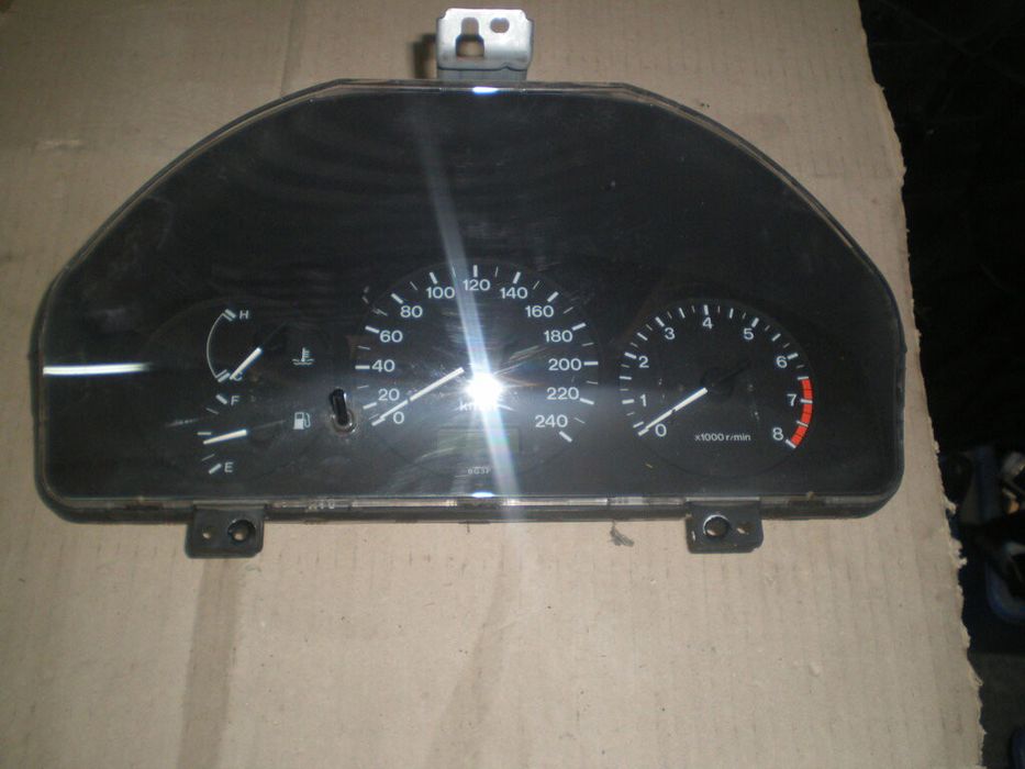 Quadrante / painel de instrumentos MAZDA 323 III (BF)