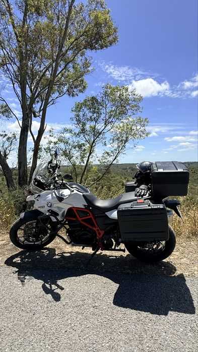 BMW F700GS como nova