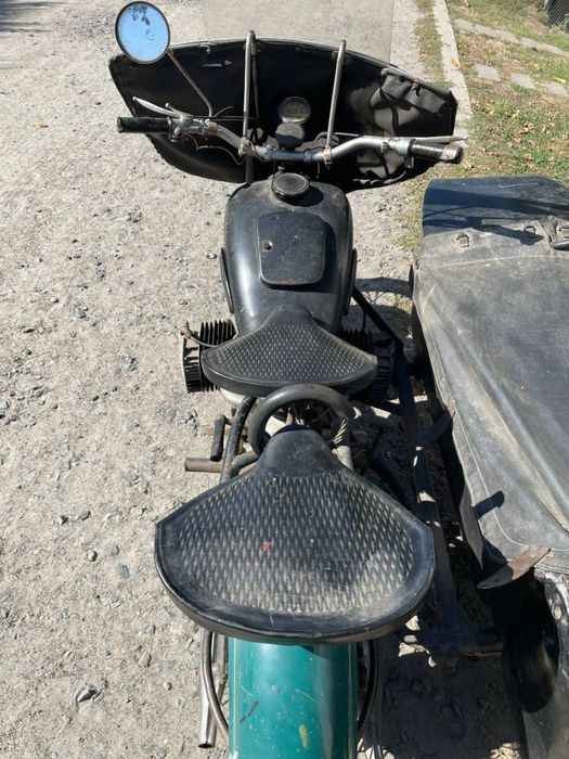 Мотоцикл К 750 з коляскою