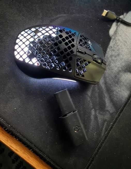 Rato steelseries aerox 3 wireless onyx RGB