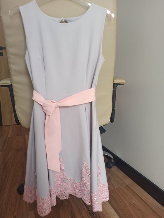 Sukienka wieczorowa / koktajlowa, szara