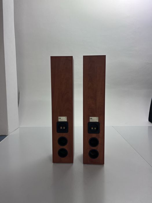 Kolumny podłogowe ELAC 105 80/120 watów