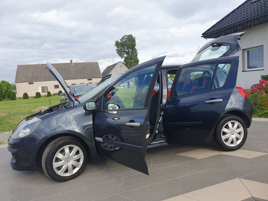 * * RENAULT CLIO RipCurl * * 2008r * * 1.2 Benzyna * * ŁADNY STAN * *
