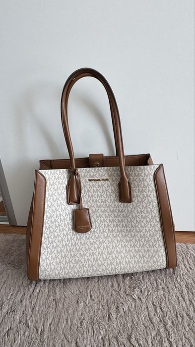 Mala michael kors geande usada