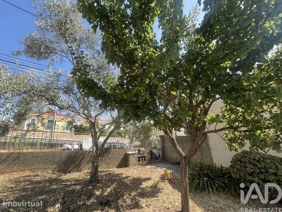 Casa / Villa T2 em São Domingos de Rana de 71,5 m2