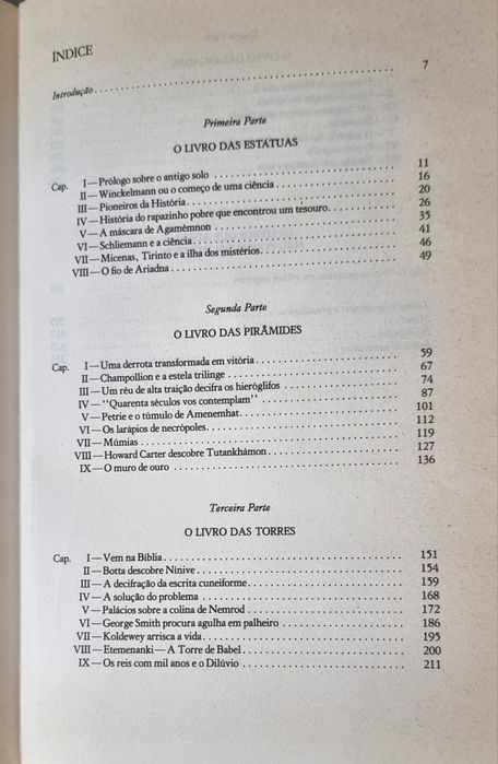 Deuses, Túmulos e Sábios