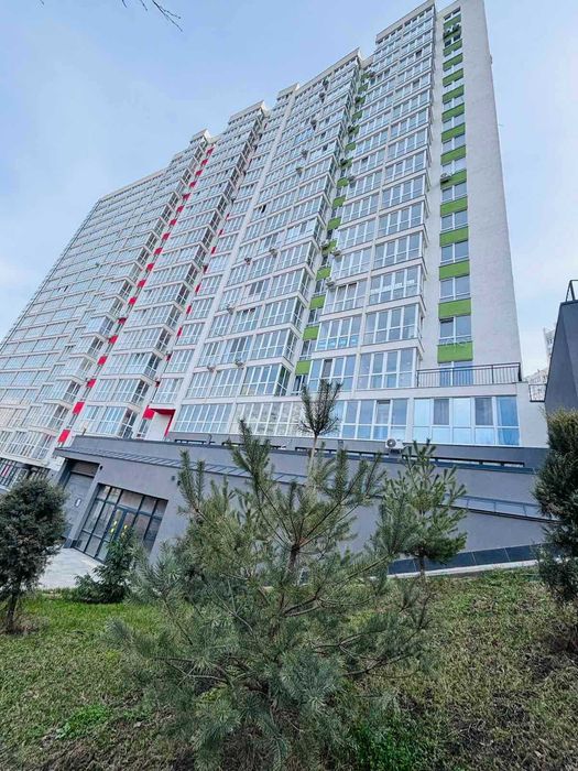2 ком. квартира в сданном доме  в центре. Сквер Мечникова