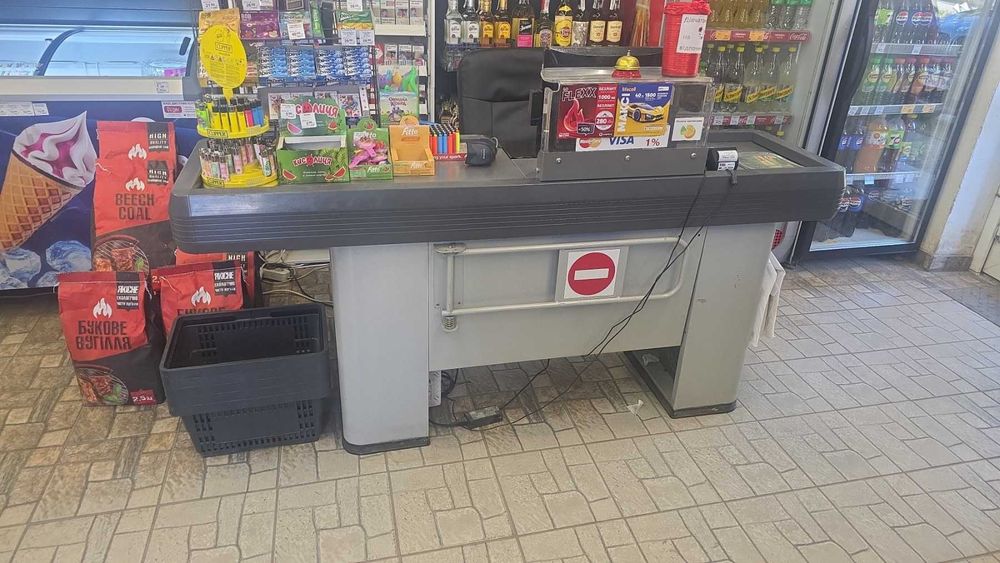 Продаю касу в магазин