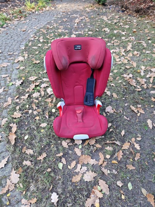 Fotelik dziecięcy Britax Römer Kidfix II XP SICT (15–36 kg)