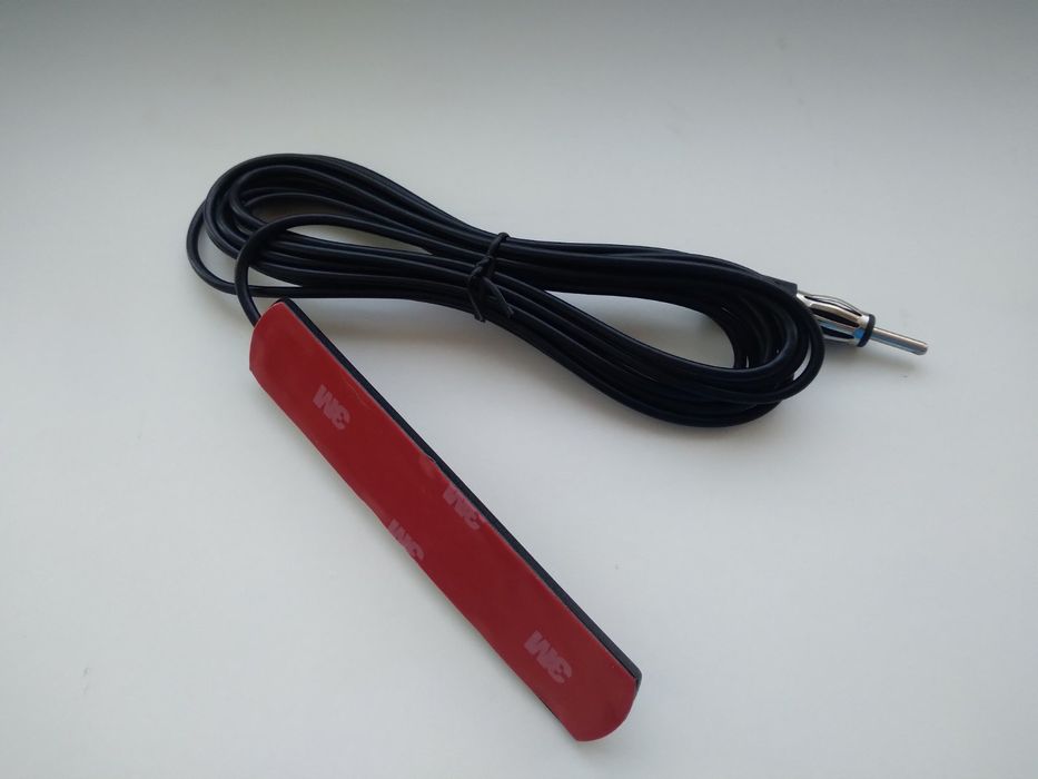 Антена  автомобільна на  лобове  скло