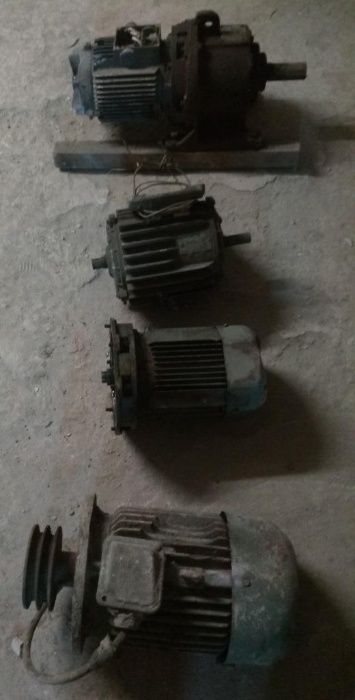 Електро двигун та інша автоматика