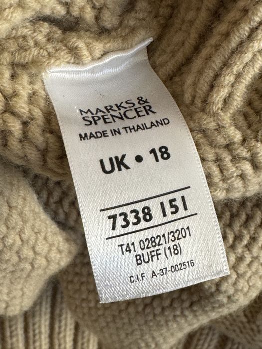 Обʼємний светр marks&spencer, модель вільного крою, 50% вовни