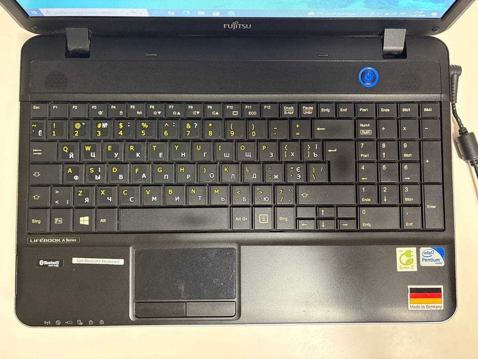 Ноутбук Fujitsu A512\Pentium2020M\6GB RAM\500HDD