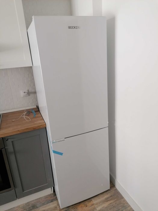 Quarto c vista rio, remodelado para 1 pessoa - Metro parque Paz!