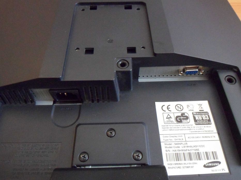 Monitor Samsung 19 cali.
