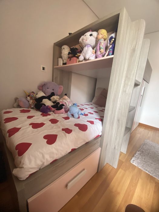 Beliche moderno com arrumação Conforama 92x190cm– ótimo estado!